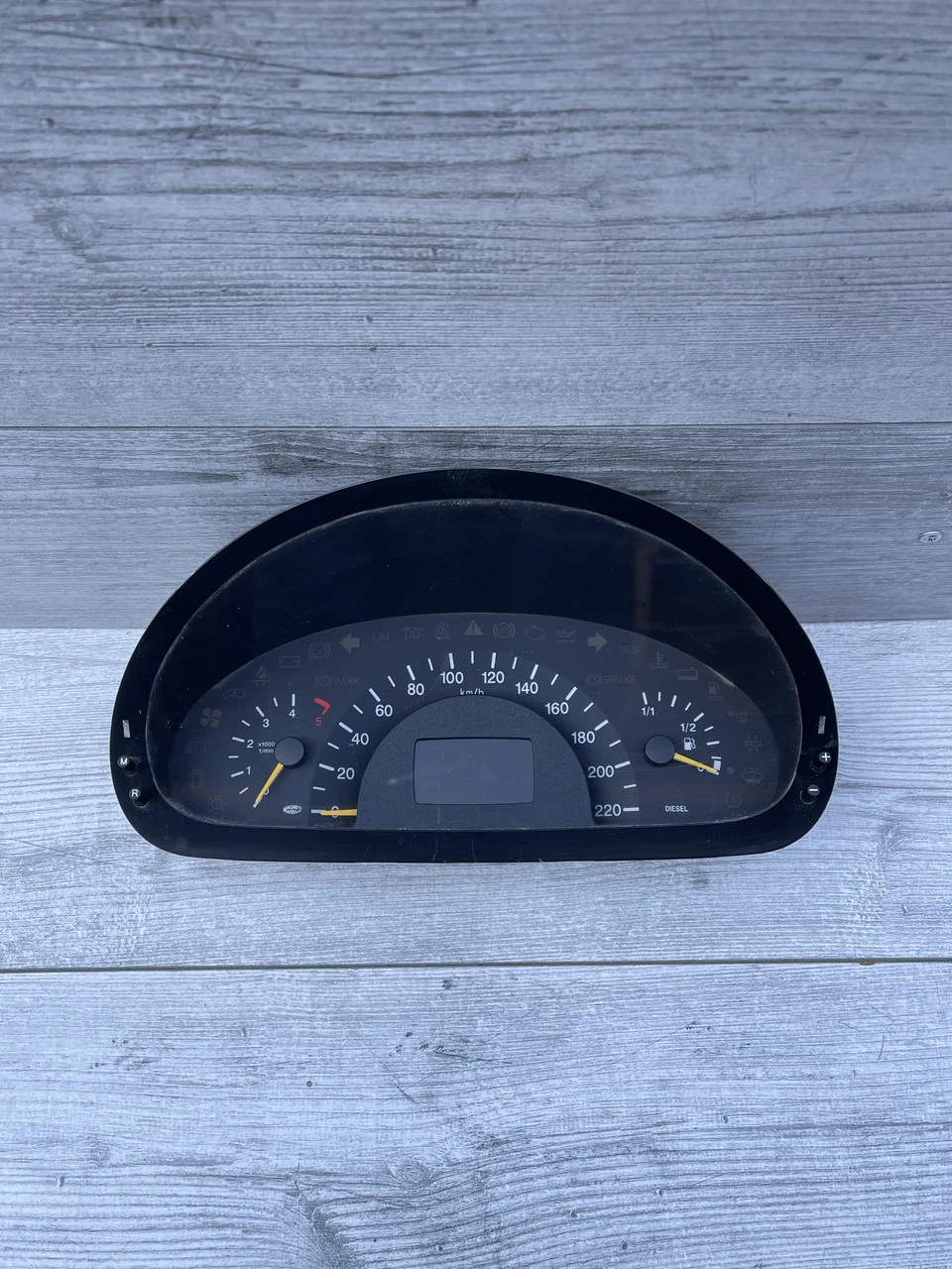 Приладна панель Mercedes Vito 639 2003-2010 Мерседес Віто 639 6394460321 | ZAVTO.market