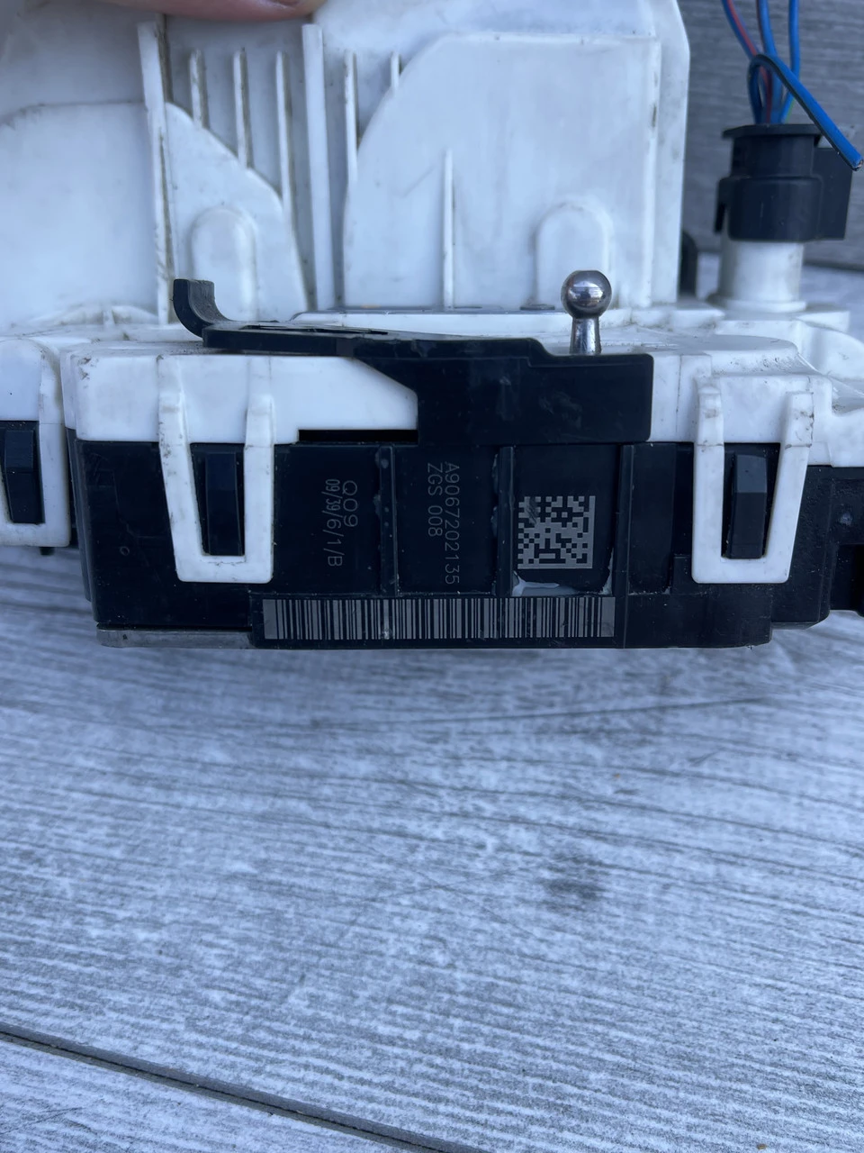 Замок передніх дверей лівий Volkswagen Crafter Mercedes Sprinter A9067202135 - фото 4