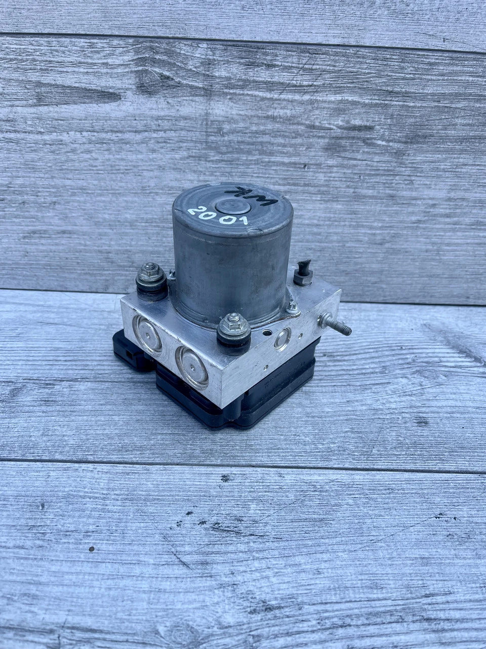 Блок керування ABS 20 01 Mercedes Sprinter W906 Volkswagen Crafter A9069002001 - фото 1