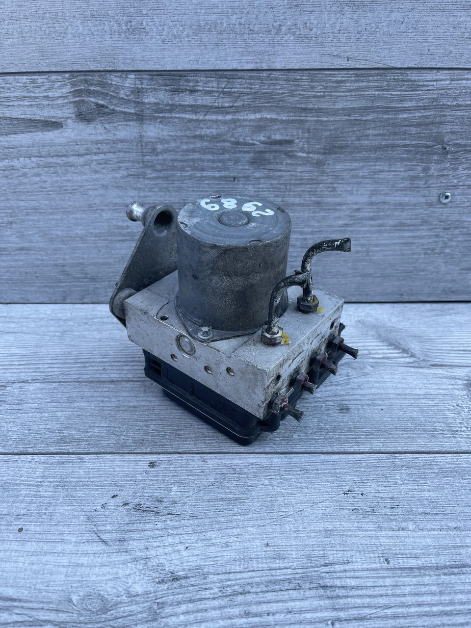 Блок керування ABS АБС Mercedes Sprinter 906 Volkswagen Crafter A0014462989 - фото 1