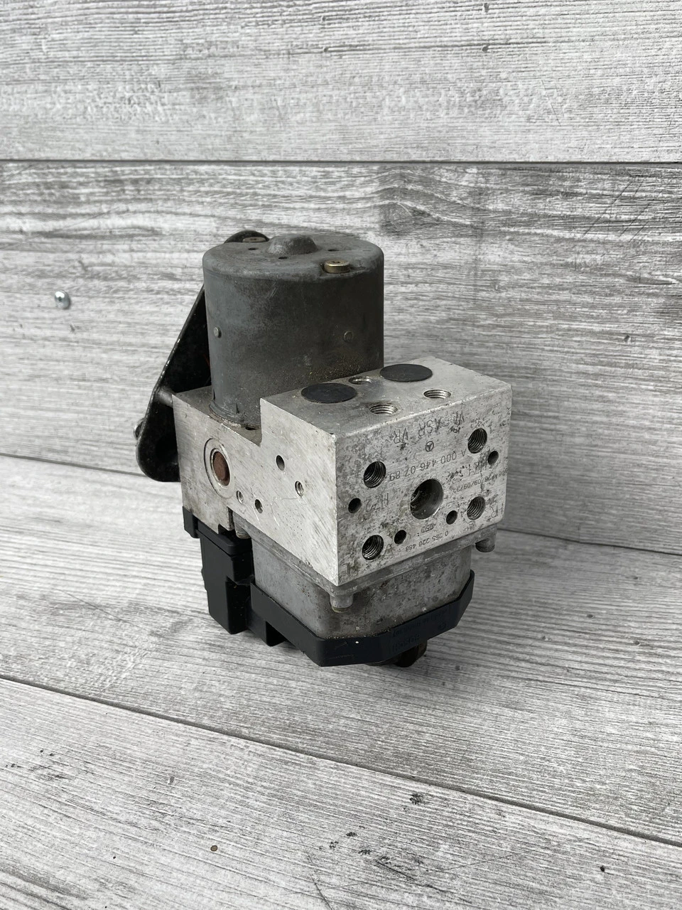 Блок керування ABS Mercedes Sprinter 1995-2006 Volkswagen LT A0004460789 - фото 1