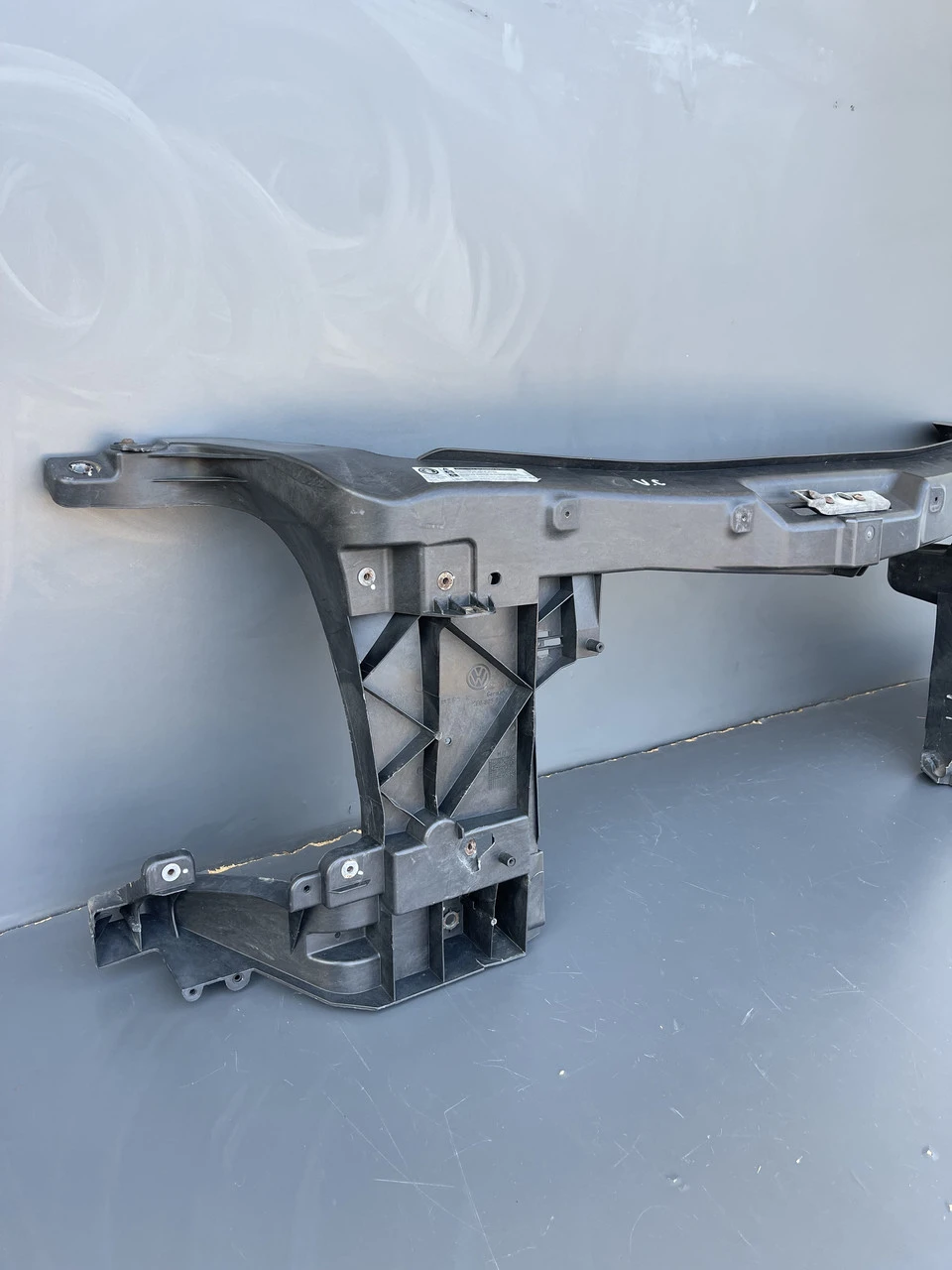 Телевізор (панель передня) Volkswagen Crafter Фольксваген Крафтер 2006-2017 - фото 2