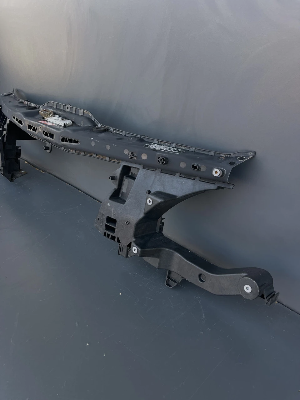 Телевізор Mercedes Vito 639 Мерседес Віто 639 2004-2010 - фото 1