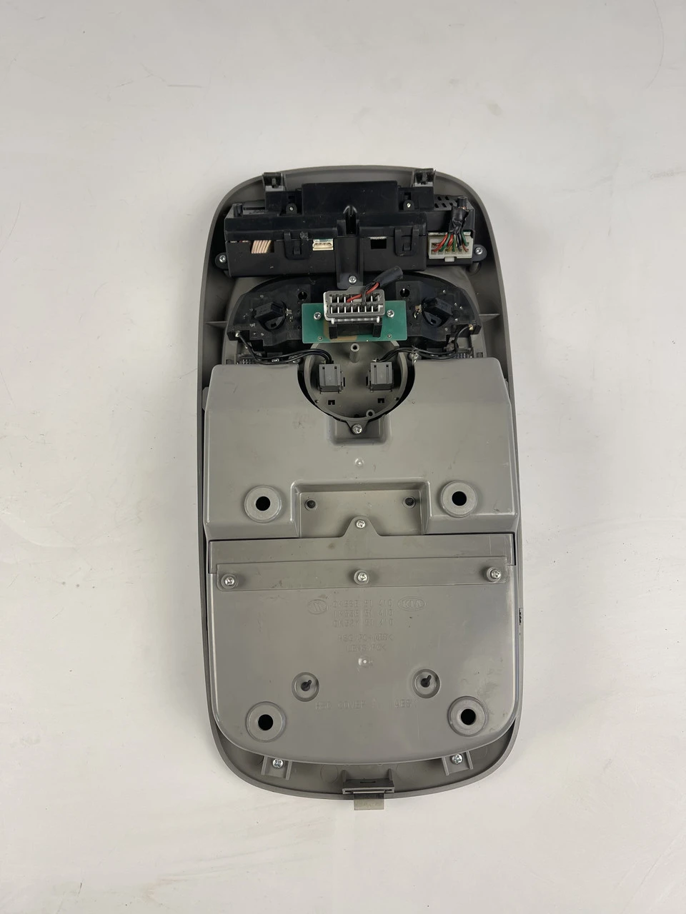 Плафон освітлення салону Kia Sorento 1 Кіа Соренто - фото 3