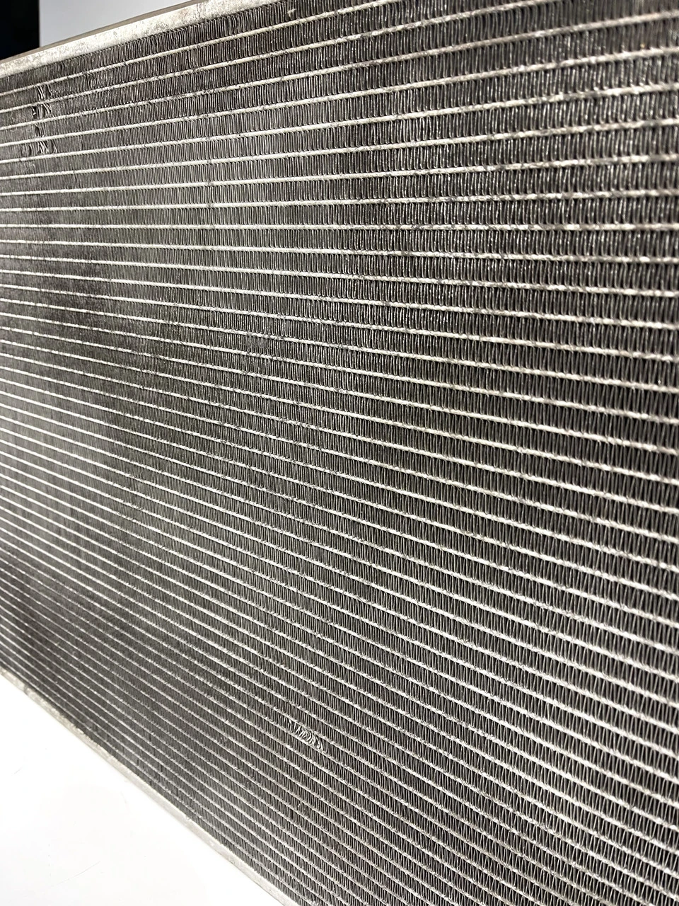 Радіатор основний АКПП Audi A6 C6 2.7 3.0 Розбірка Аудіо 4F0121251P - фото 1