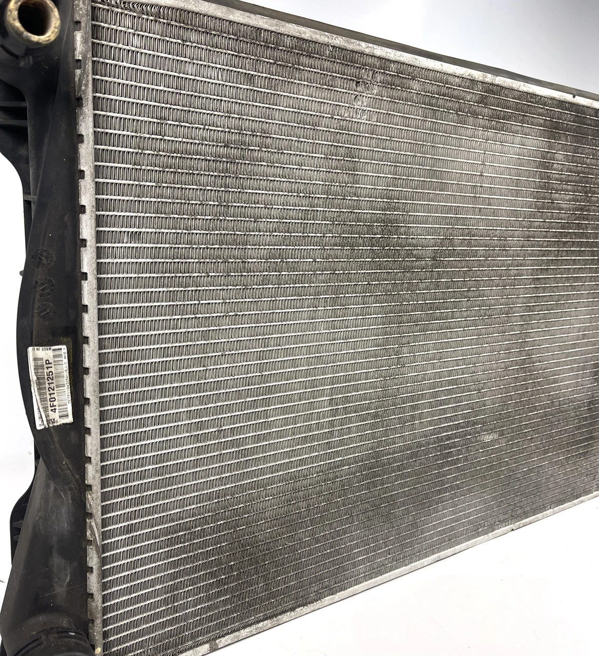 Радіатор основний АКПП Audi A6 C6 2.7 3.0 Розбірка Аудіо 4F0121251P - фото 3