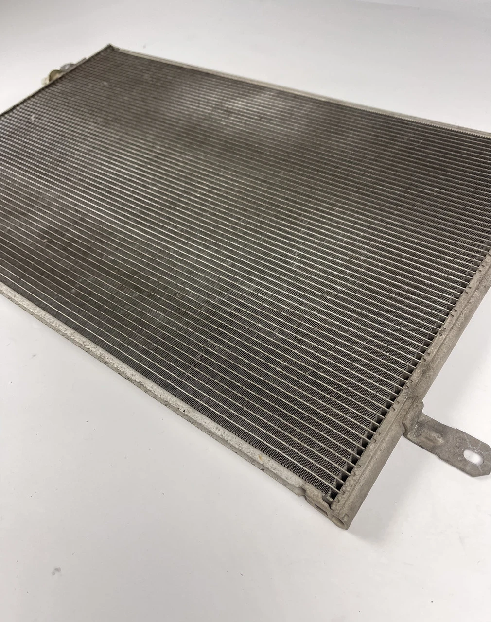 Радіатор кондиціонера Audi A6 C6 Аудіо А6 С6 Розбірка - фото 1