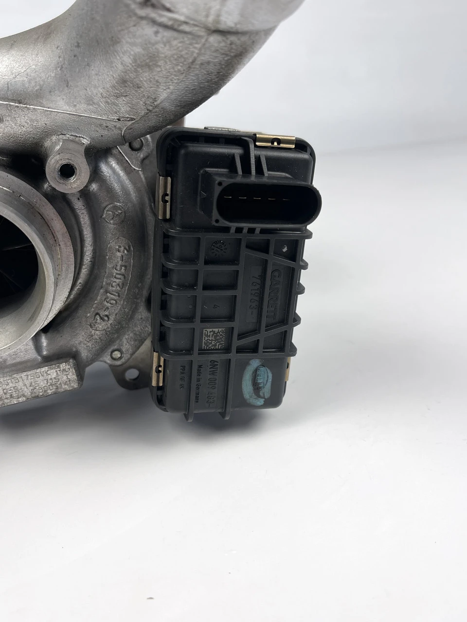 Турбина Audi A6 C6 2.7 Разборка Ауди А6 С6 059145715T - фото 1