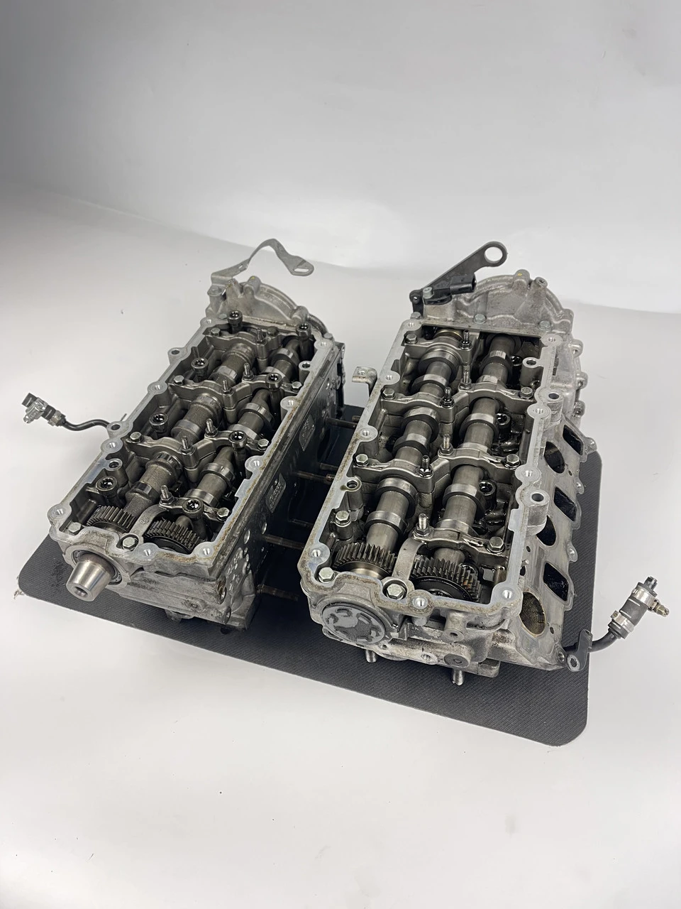 Головка блока циліндрів Audi A6 C6 A4 B7 2.7 3.0 ГБЦ Audi A6 C6 - фото 1