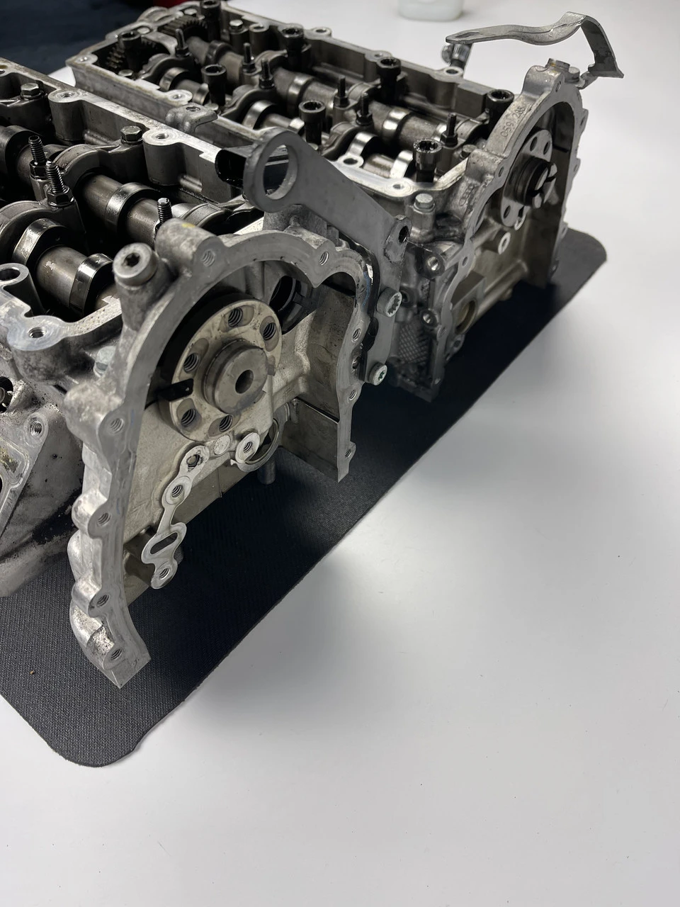 Головка блока циліндрів Audi A6 C6 A4 B7 2.7 3.0 ГБЦ Audi A6 C6 - фото 5