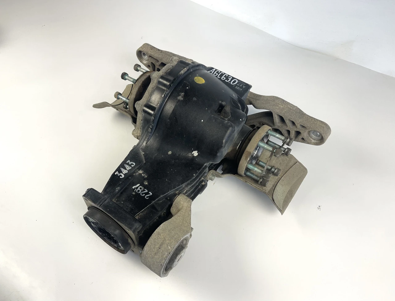 Редуктор заднього моста Audi A6 C6 2.7 3.0 TDI Quattro Міст Аудіо А6 С6 - фото 1