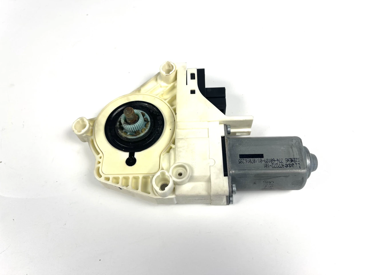 Моторчик склопідйомника передний правый Audi A6 C6 Ауді А6 С6 4F0959802D Розборка - фото 1