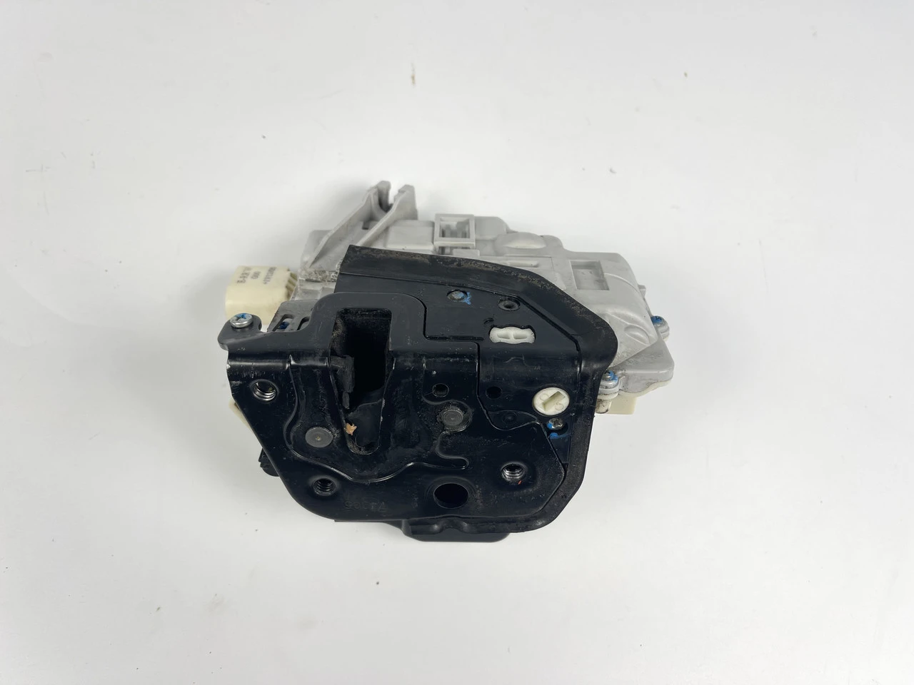 Замок дверей передній правий Audi A6 C6 Аудіо А6 С6 4F0837015 Розбірка - фото 2
