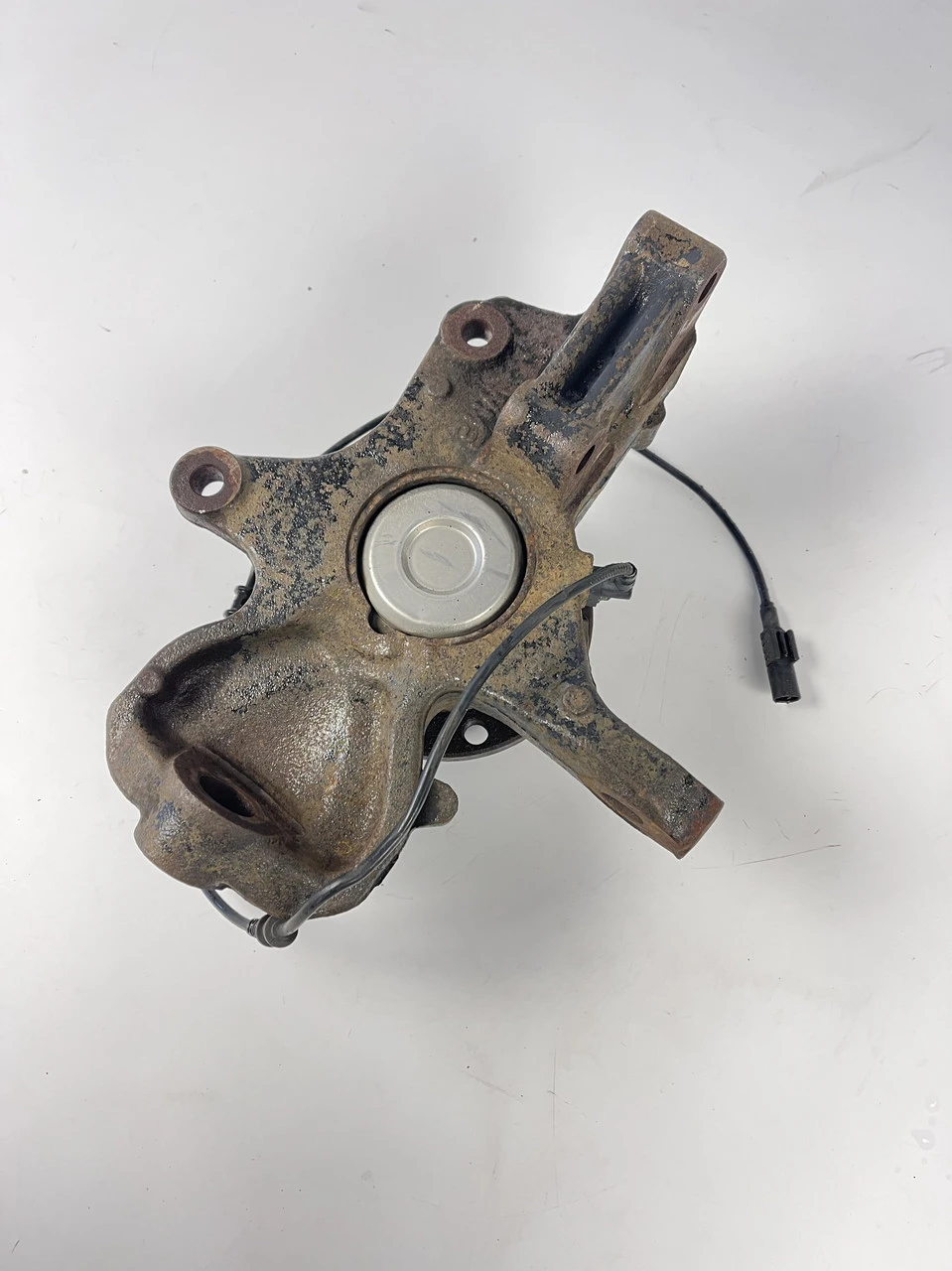 Ступиця передня ліва Volkswagen Crafter ланцюга кулак Фольксваген Крафтер - фото 1