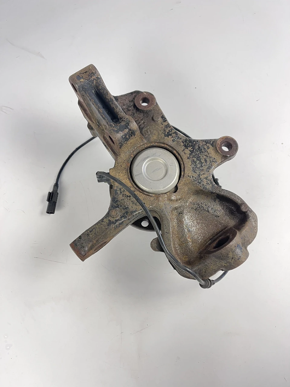 Ступиця передня права Volkswagen Crafter 2006-2016р ланцюга кулак Фольксваген Крафтер - фото 1