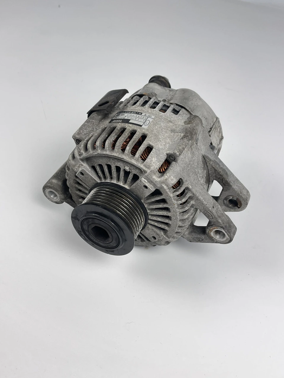 Генератор Kia sorento 1.5 37300 4A300 2002-2009г Кіа зіренто 1 - фото 1