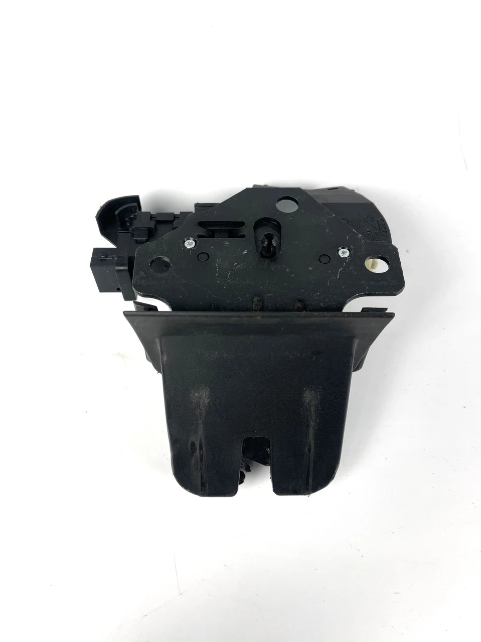 Замок кришки багажника Audi A6 C6 універсал Аудіо Ауді А6 С6 8P4827505B - фото 2