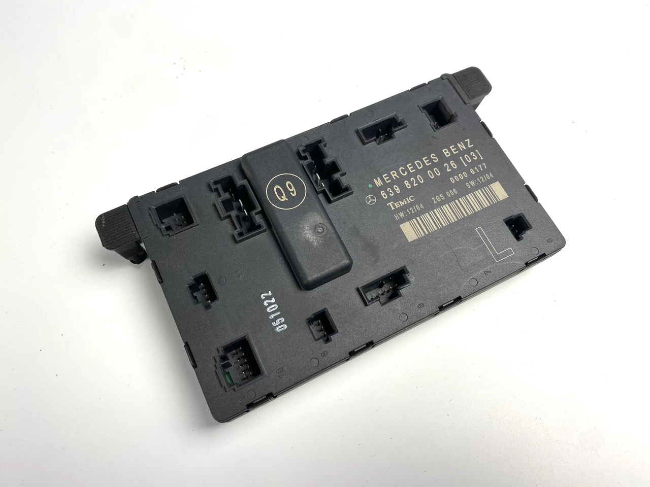 Блок комфорту передніх лівих дверей Mercedes Benz Vito 639 Viano A6398200026 - фото 1