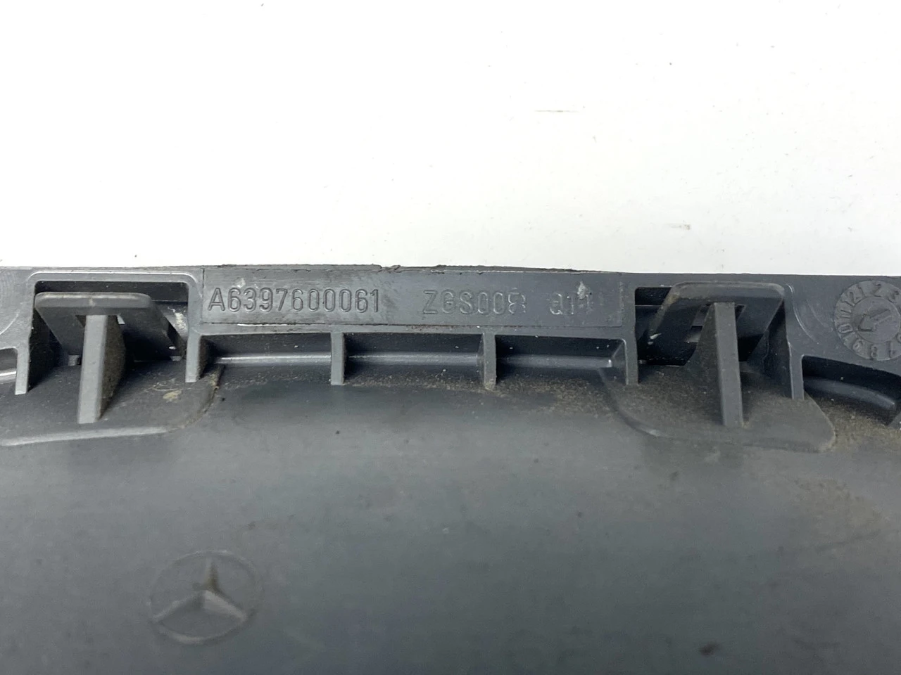 Ручка двери внутренняя задняя правая Mercedes Vito W639 (2003-2010) A6397600061 - фото 2