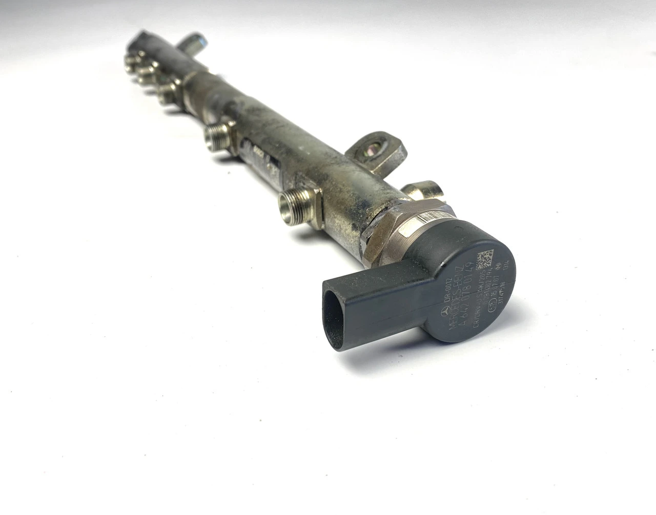 Регулятор тиску палива (клапан) Mercedes Sprinter 906 om646 Мерседес Спринтер A6420780149 | ZAVTO.market