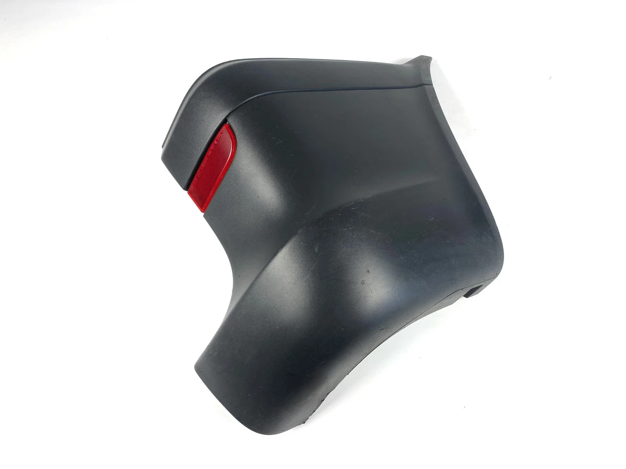 Клич бампер задній правий Mercedes-Bens Vito 639 2003-2010г Мерседес Віто 639 A6398801371 | ZAVTO.market