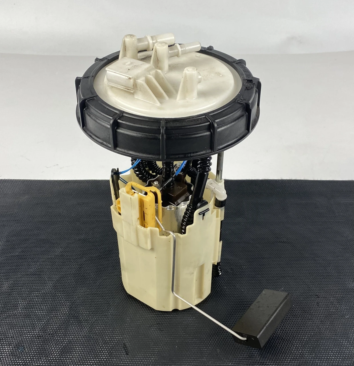 Насос паливного (паливного) бака Mercedes-Benz Vito W639 Мерседес Віто A6394701494 - фото 1