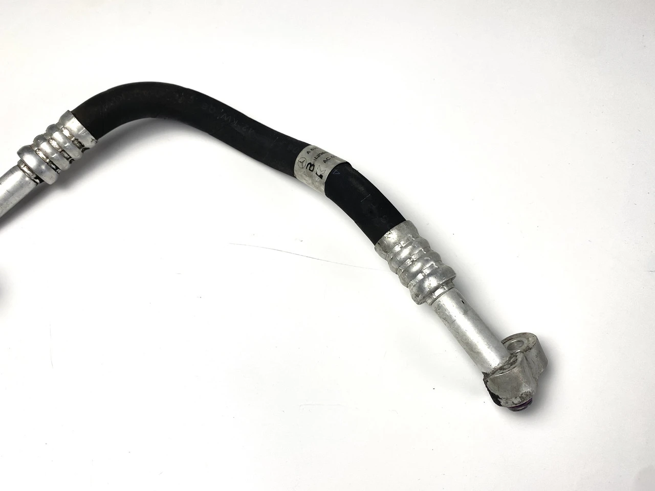 Трубка кондиционера Mercedes Vito 639 2003-2014 om646 Мерседес Вито A6398300015 - фото 1