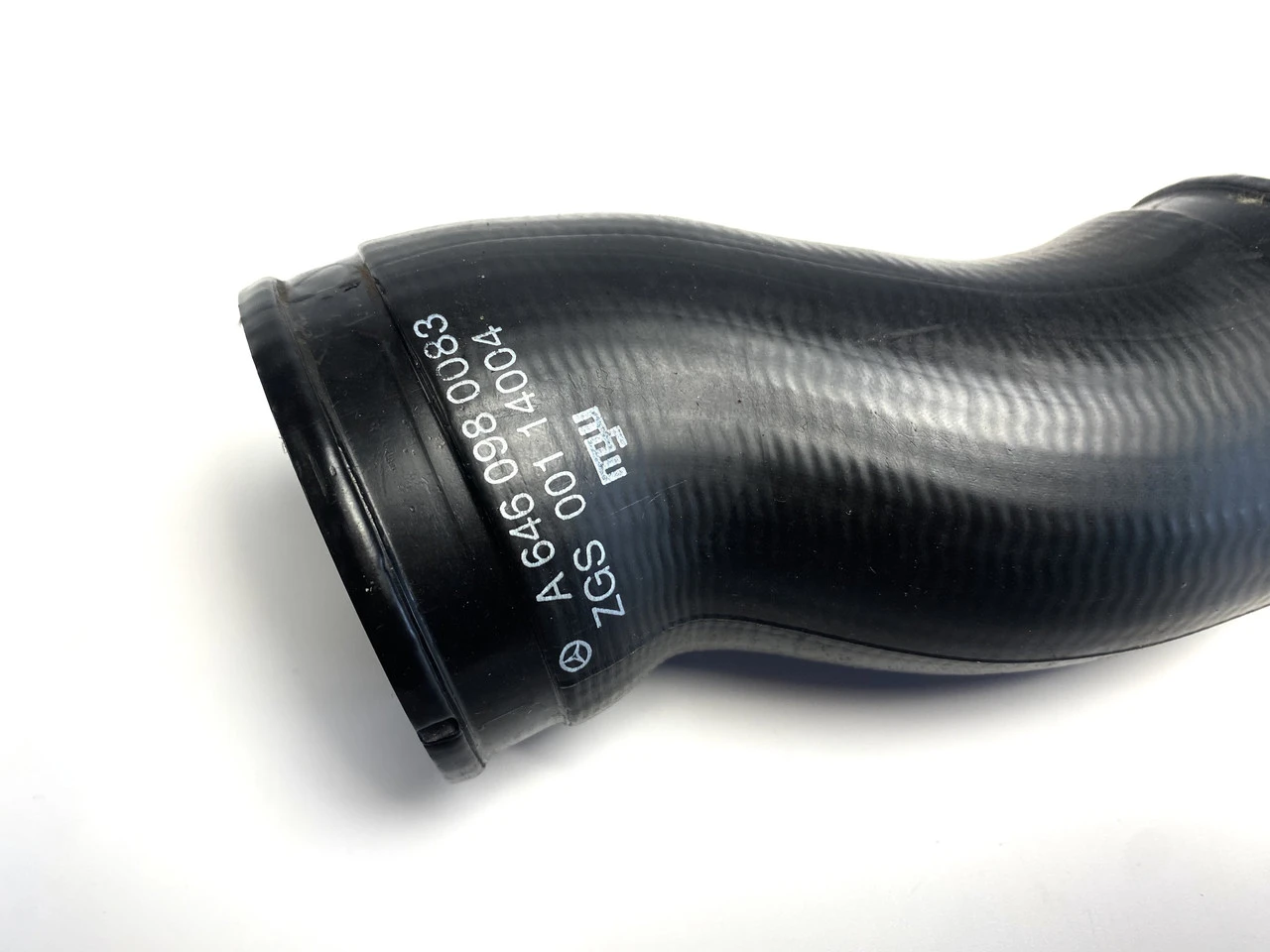 Патрубок Інтеркулена Mercedes Vito W639 om 646 Мерседес Віто A6460980083 - фото 1