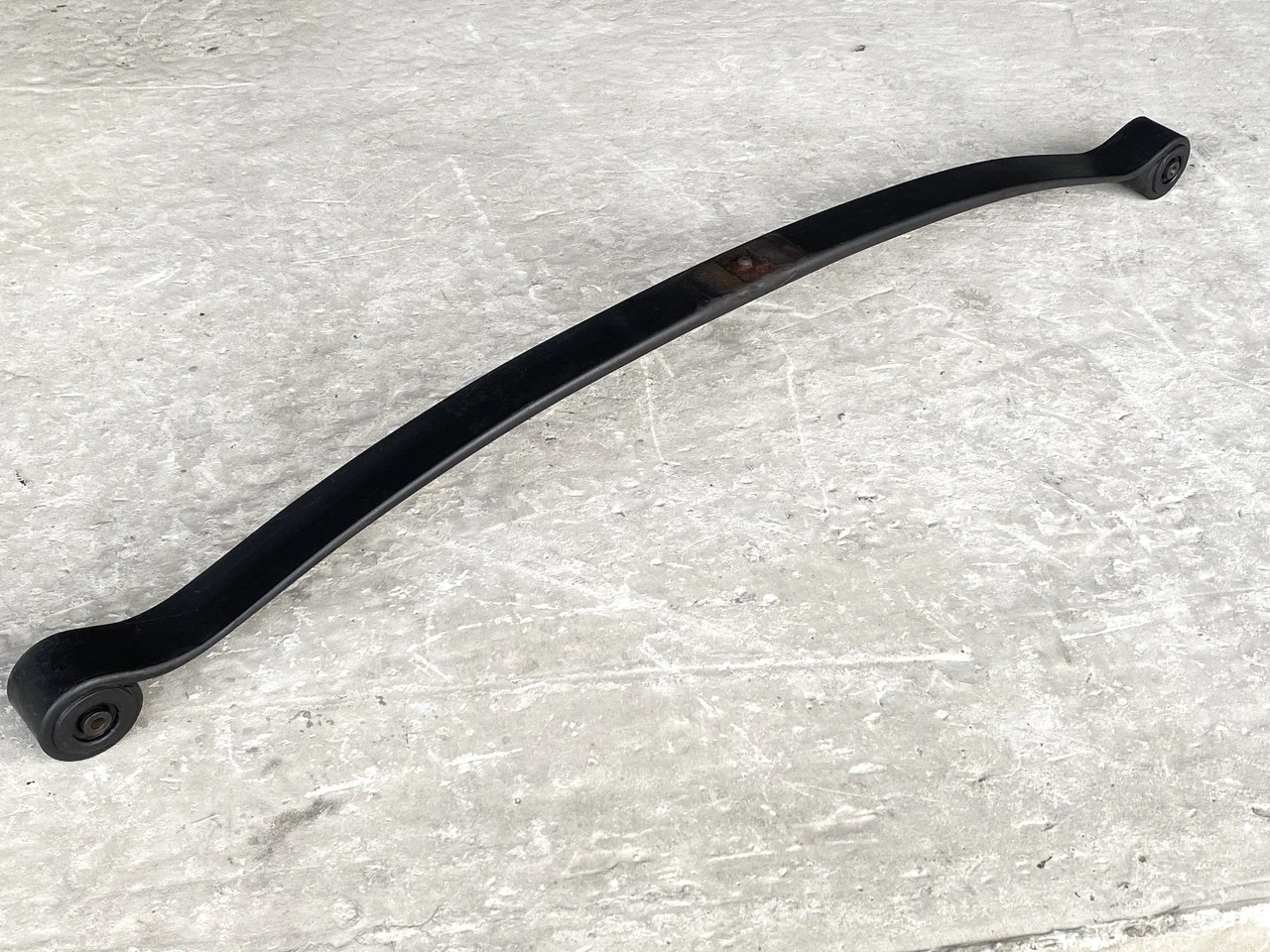 Рессорна задня корінна однокаткова Mercedes Sprinter W906 Мерседес Спринтер 9063201806 | ZAVTO.market