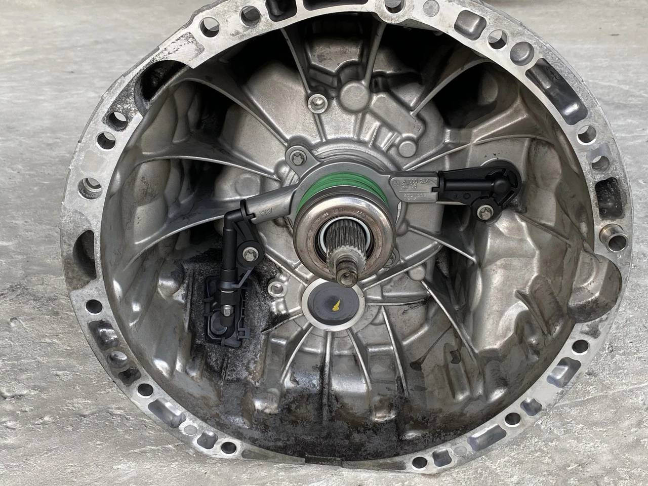 Коробка передач Mercedes Vito 639 2.2 om651 КПП Мерседес Віто R9062610003 - фото 1