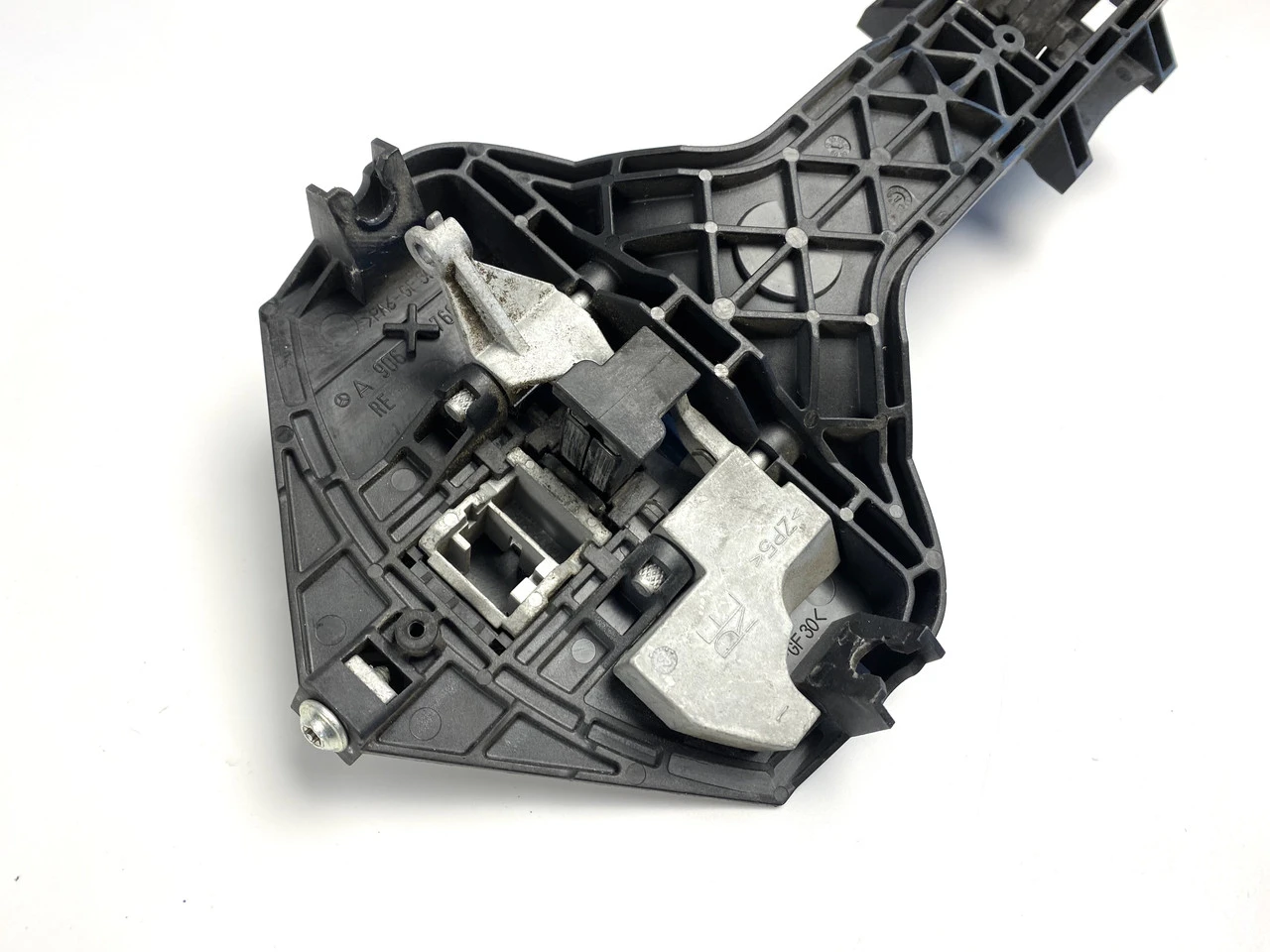 Ручка двери передняя правая Mercedes Sprinter 906 Мерседес Спринтер A9067601034 - фото 3