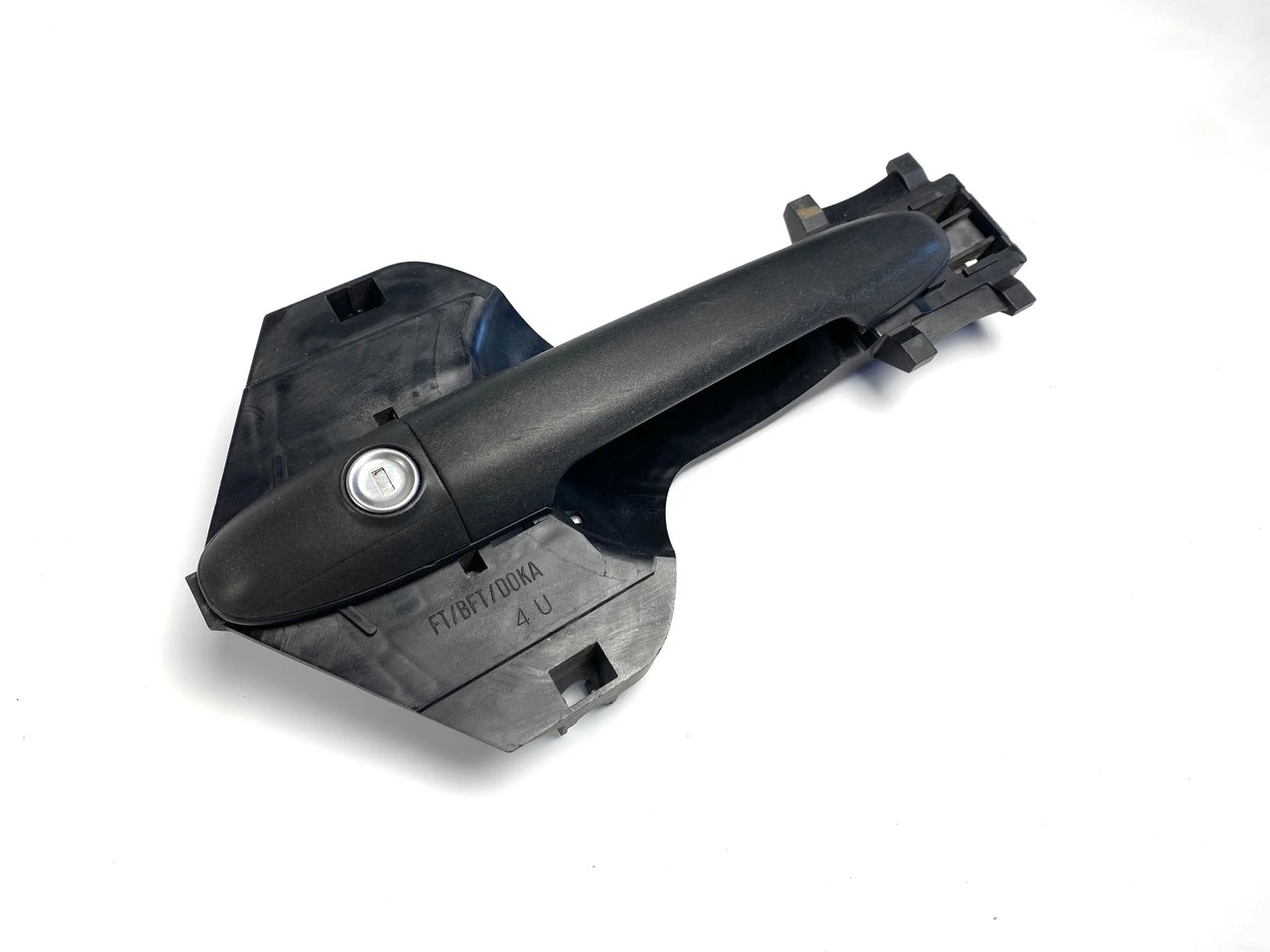 Ручка дверей передньої лівої Mercedes Sprinter 906 2006-2016г Мерседес Спринтер A9067600934 | ZAVTO.market