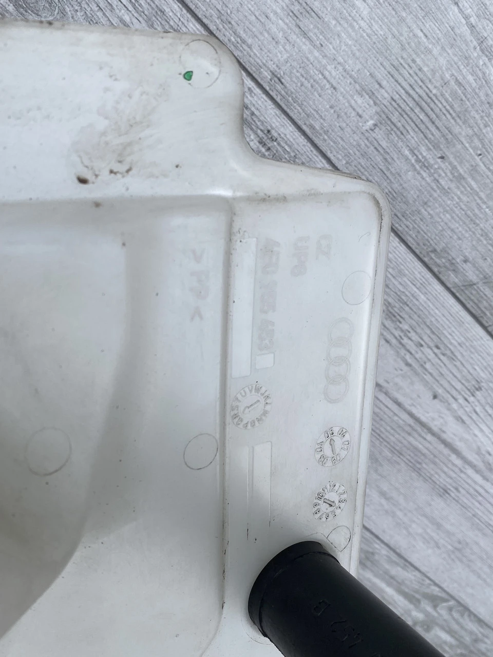 Бачок омивача скла фар Audi A6 C6 Аудіо А6 С6 - фото 3