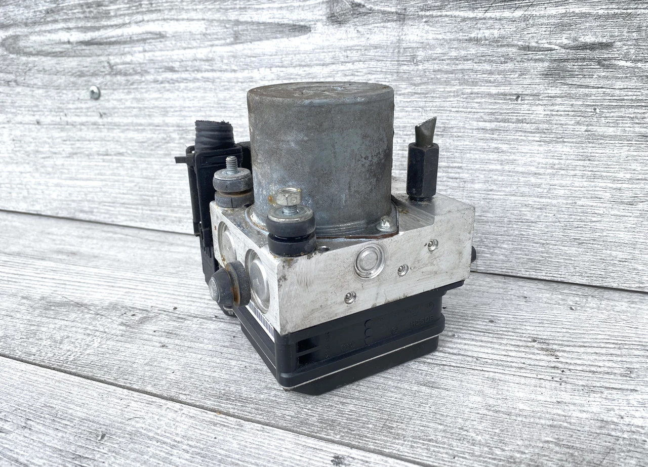 Блок керування ABS Kia Sorento 1 АБС Кіа Соренто 58910-3E500 - фото 1