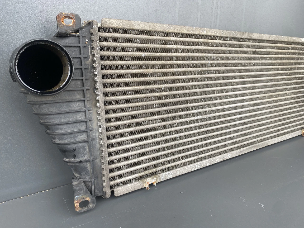 Інтеркулер Mercedes Sprinter 2.2 96-06р Мерседес Спринтер 903 - фото 1