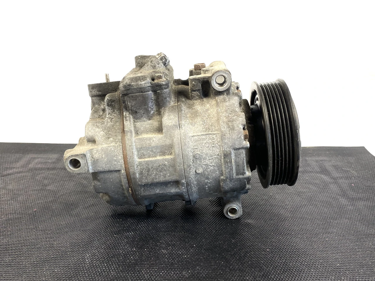 Компресор кондиціонера Volkswagen Crafter 2.5 Фольксваген Крафтер 2.5 2E0820803B - фото 4