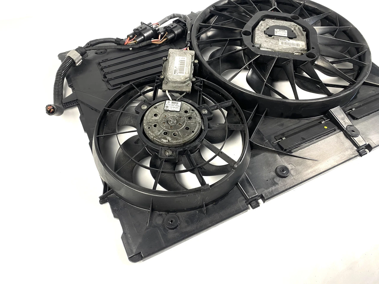 Дифузор вентилятор Audi Q7 Ауді ку7 VW Touareg 3.0 TDI 4L0121203G 7L0959455E 4L0959455C - фото 3