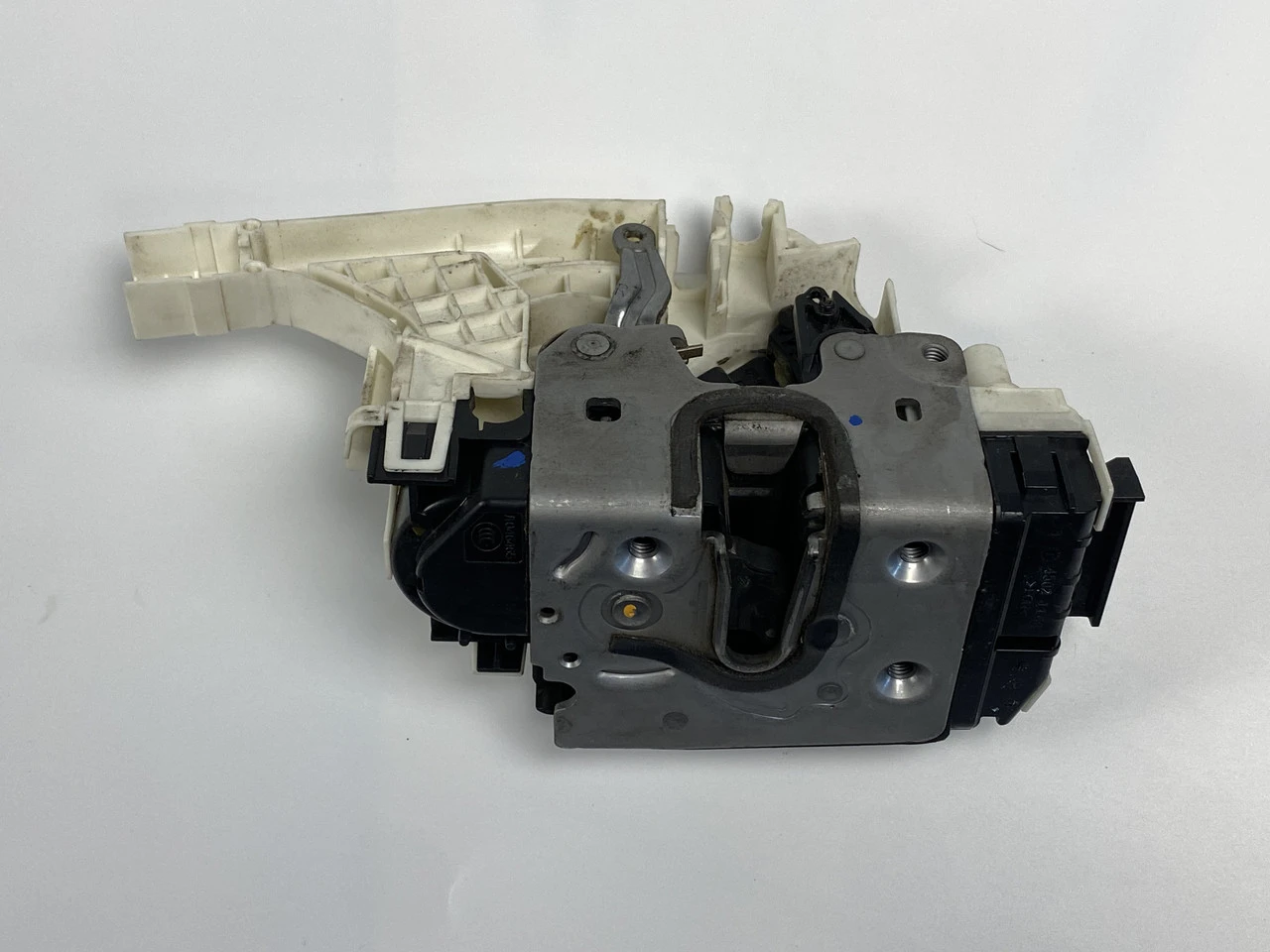 Замок дверей передній правій Volkswagen Crafter 06-16 Крафтер A9067201735 - фото 3