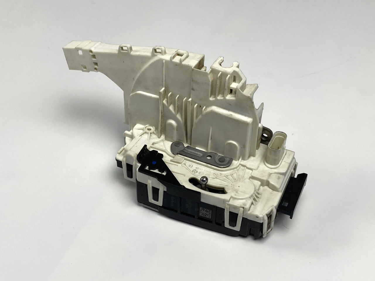 Замок двери передней левой Volkswagen Crafter 06-16 Крафтер A9067202135 - фото 1