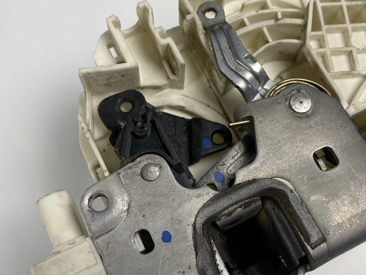 Замок двери передней левой Volkswagen Crafter 06-16 Крафтер A9067202135 - фото 6