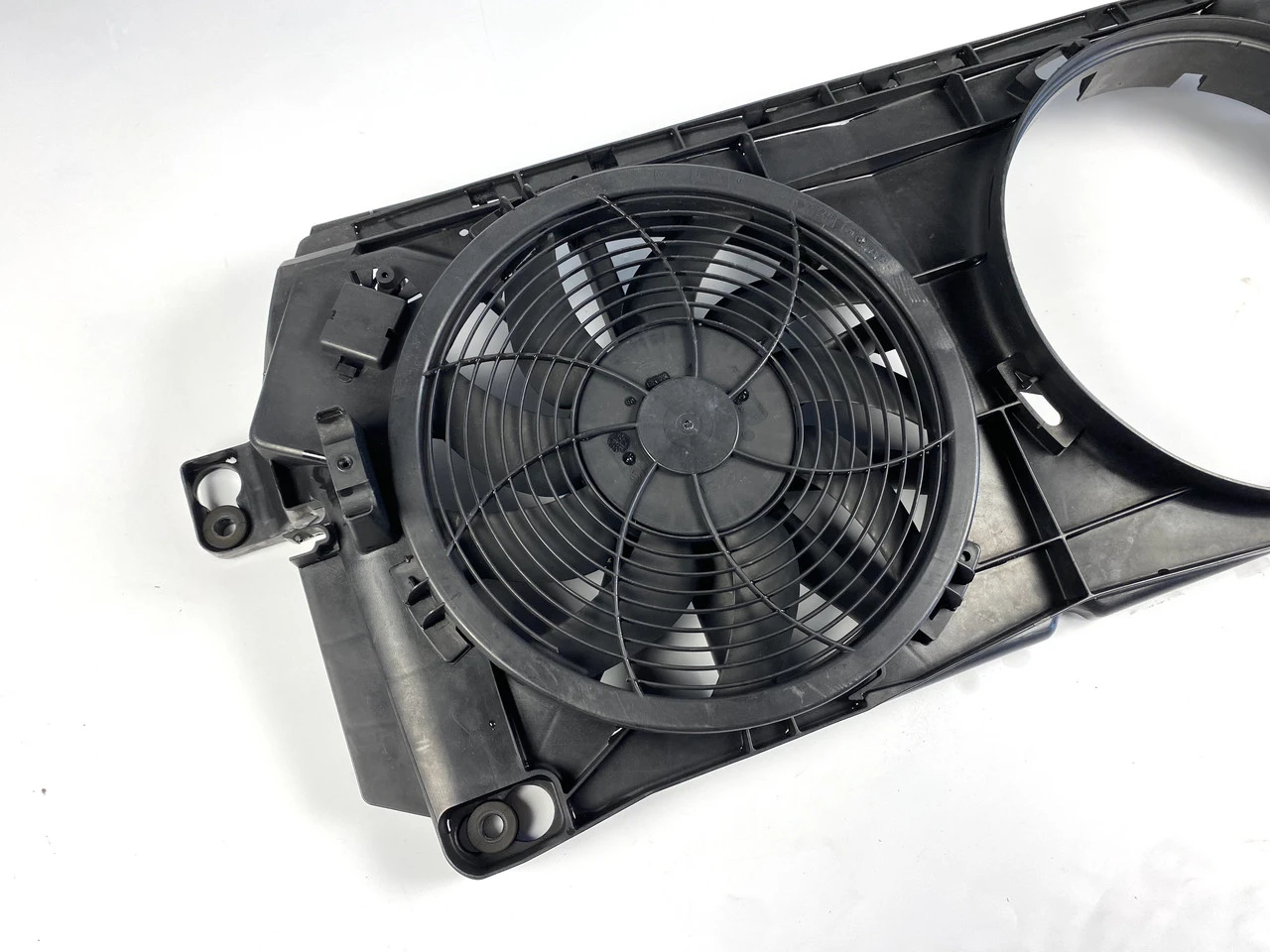 Дифузор вентилятор кондиціонера Mercedes Sprinter W906 06-16р Мерседес Спринтер - фото 2