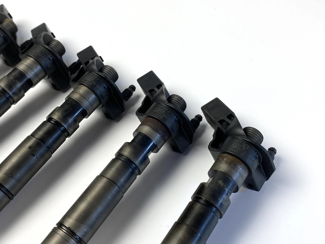 Форсунки Audi A6 C6 3.0 форсунка Ауди А6 С6 0445115035 059130277AA - фото 1