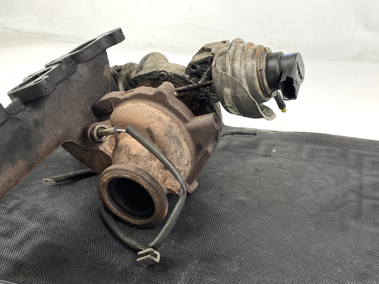 Турбина Volkswagen Crafter 2.0 100kv CKT Крафтер 03L253014A - фото 3