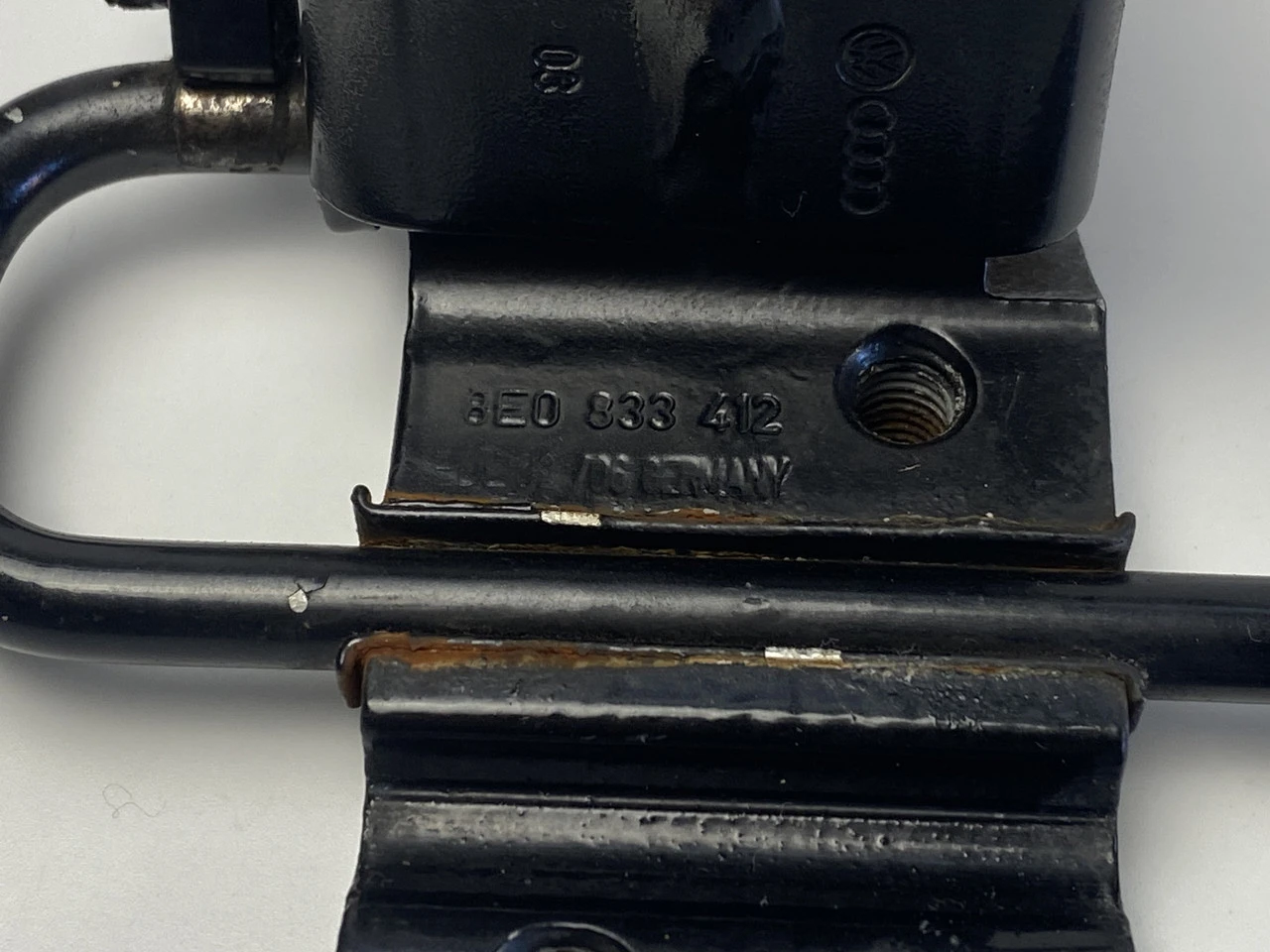 Петля дверей задня права Audi A6 C6 Аудіо А6 С6 8E0833412 - фото 3