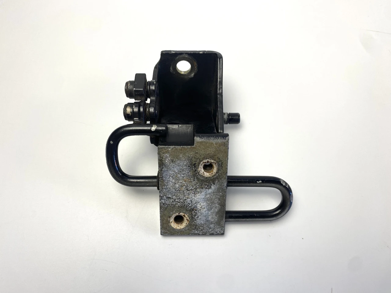 Петля двери задняя левая Audi A6 C6 Ауди А6 С6 8E0833411 - фото 1