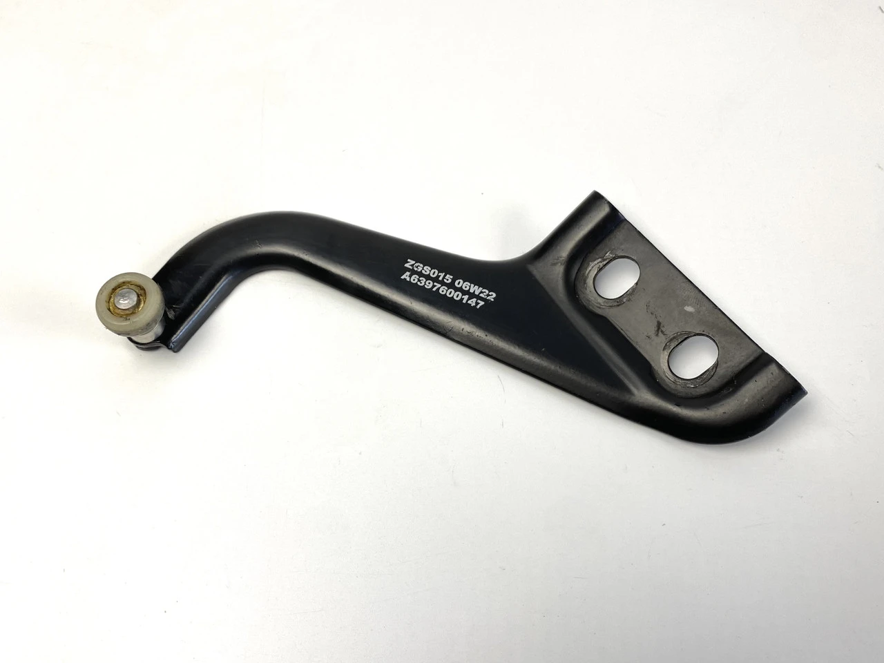 Ролик бічних дверей правий верхній Mercedes Vito 639 Мерседес Віто 639 A6397600147 | ZAVTO.market