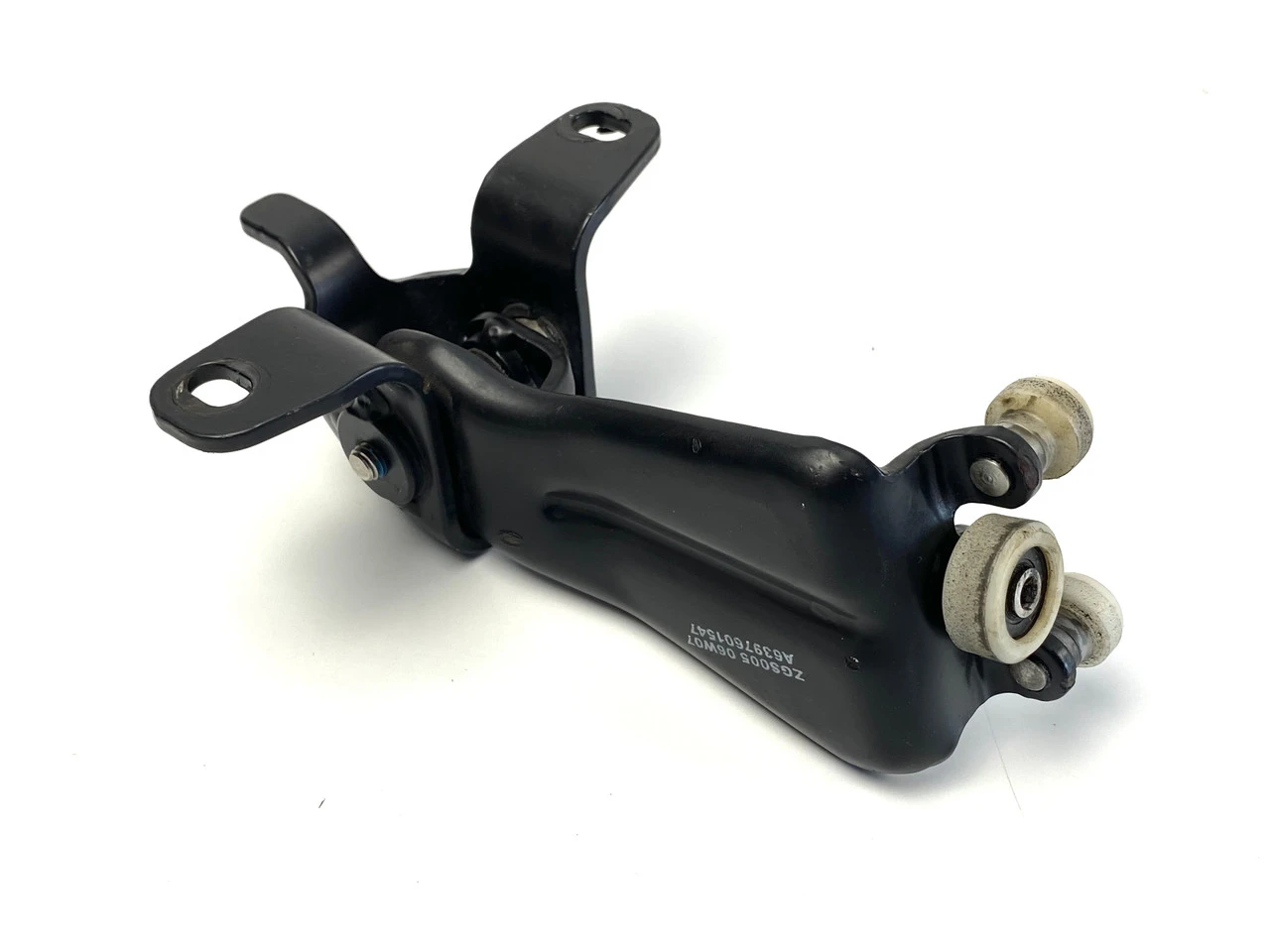 Ролик бічних дверей правий Mercedes Vito 639 Мерседес Віто 639 A6397601547 | ZAVTO.market