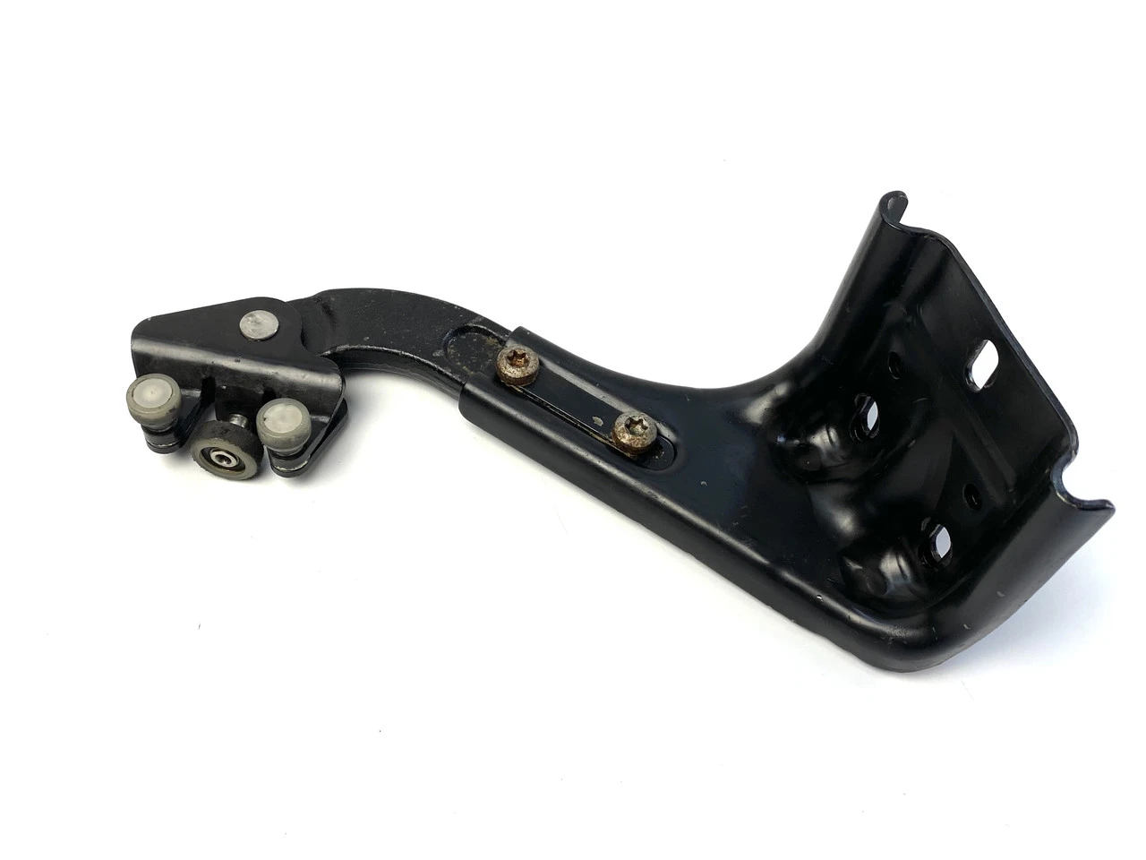 Ролик бічних дверей нижній правий Mercedes Vito W639 Мерседес Віто 639 A6397630114 A6397601747 | ZAVTO.market