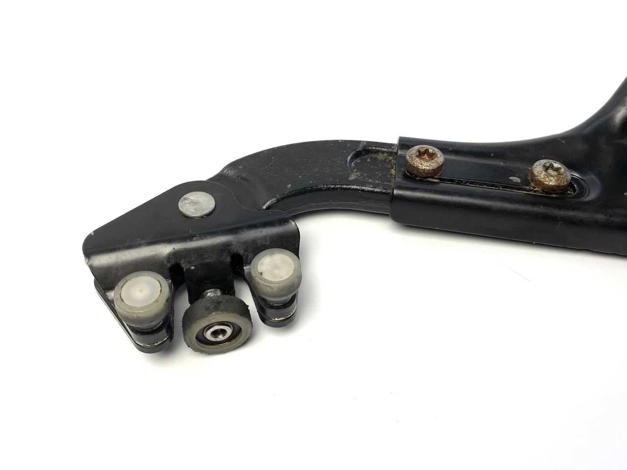 Ролик бічних дверей нижній правий Mercedes Vito W639 Мерседес Віто 639 A6397630114 A6397601747 - фото 1