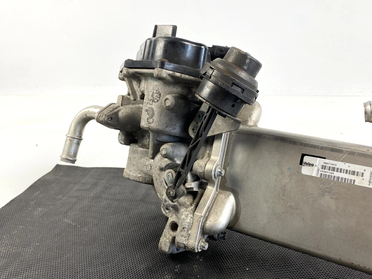 Клапан EGR Volkswagen T5 2.0 ЕГР Фольксваген Т5 03L131512DK - фото 2